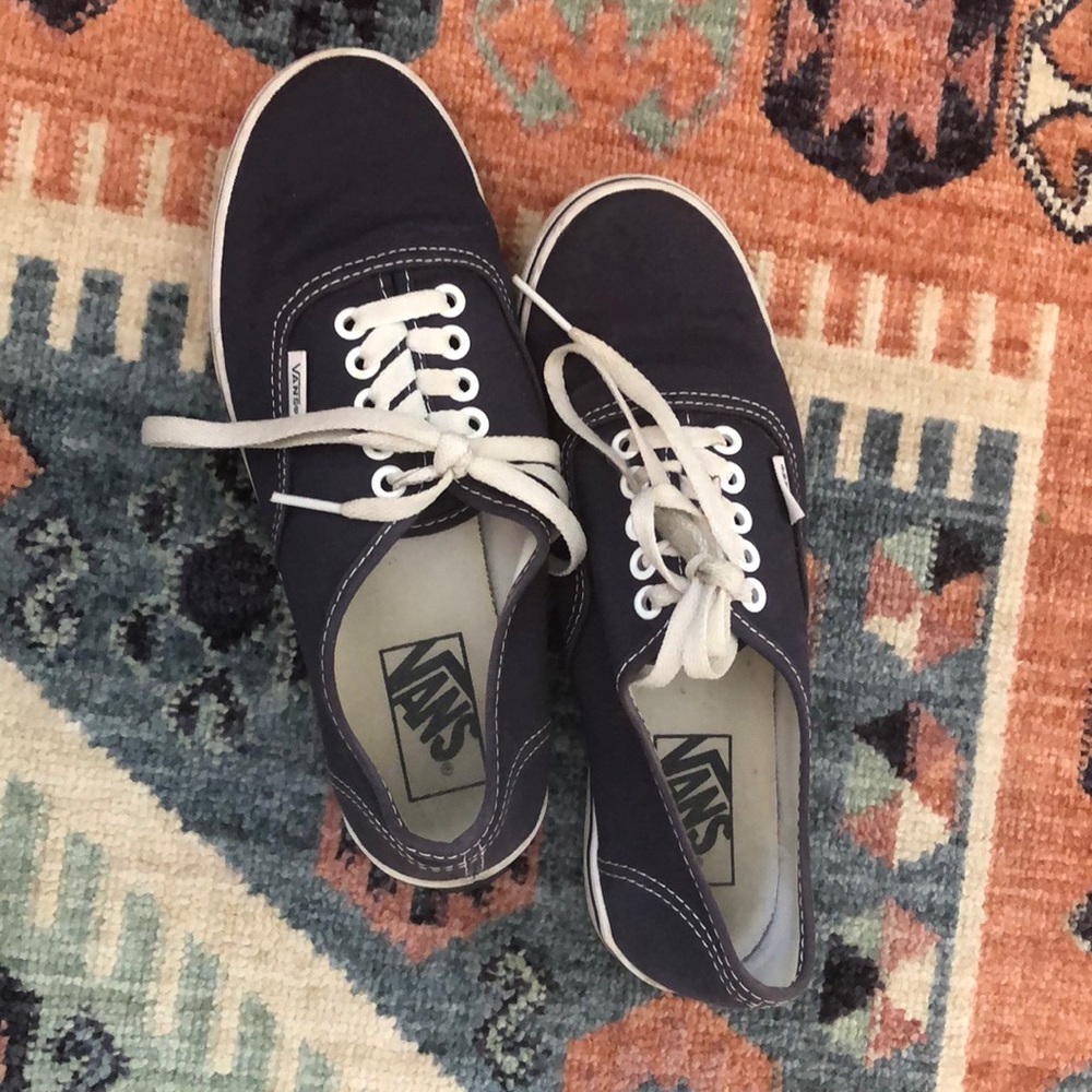 VANS | Navy Blue Low Vans